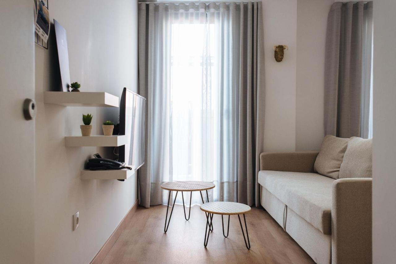 Apartamentos Casa Del Relator เซบีญา ภายนอก รูปภาพ