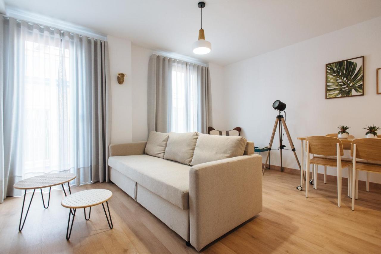 Apartamentos Casa Del Relator เซบีญา ภายนอก รูปภาพ