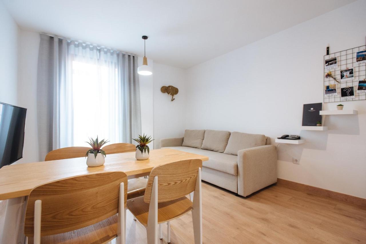 Apartamentos Casa Del Relator เซบีญา ภายนอก รูปภาพ